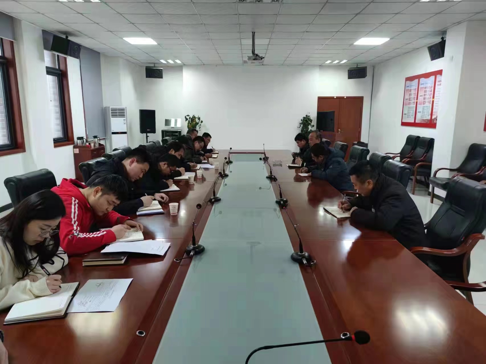 181645181095177058.jpeg xinwentu.jpg