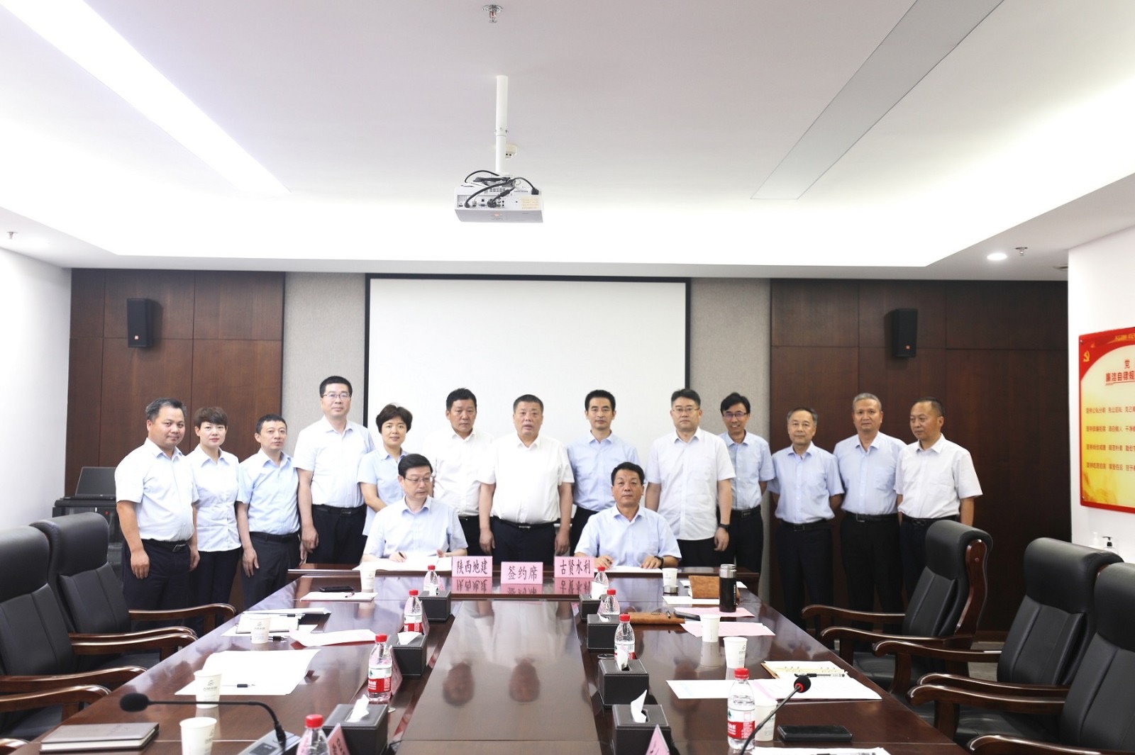 151660566321181521.jpeg 1B10D6FC-C19D-4E33-9A1E-551EF5CFA40F.jpeg