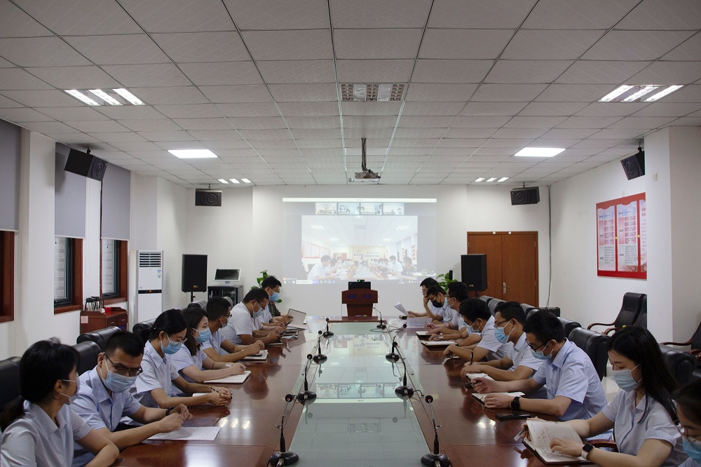 021662105836515381.jpeg 20220825 商洛分公司組織傳達集團機構改革動員部署會議精神(1).jpg