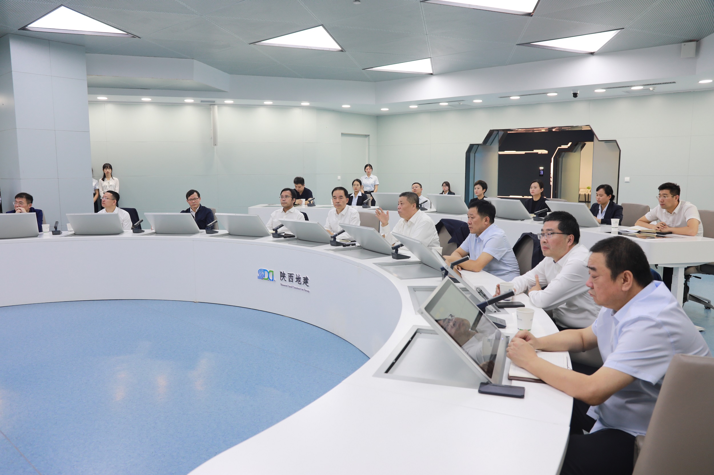 271664241651205937.jpeg 20220924 省國(guó)資委黨委書記任國(guó)一行來集團(tuán)調(diào)研座談 (2).JPG