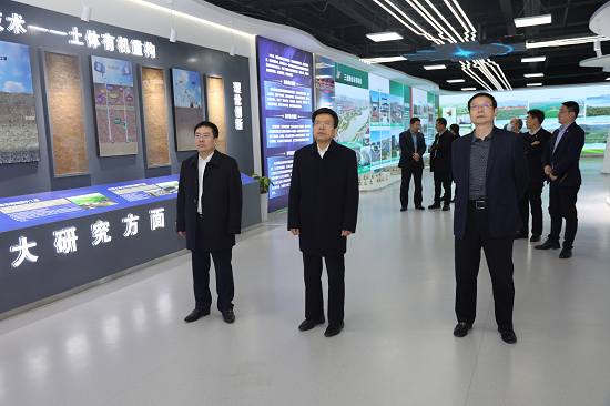 021669945799211489.png 1.png