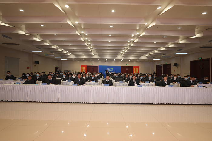 281674889121591553.png b.png