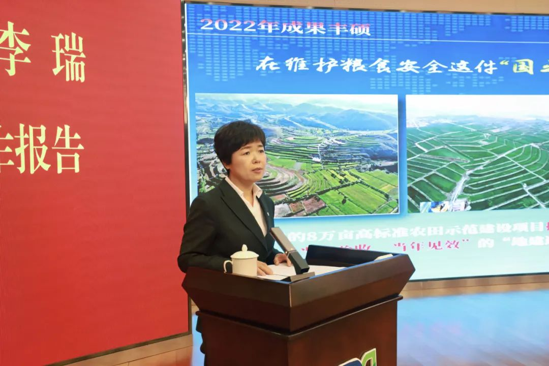 281674889232168616.png j.png