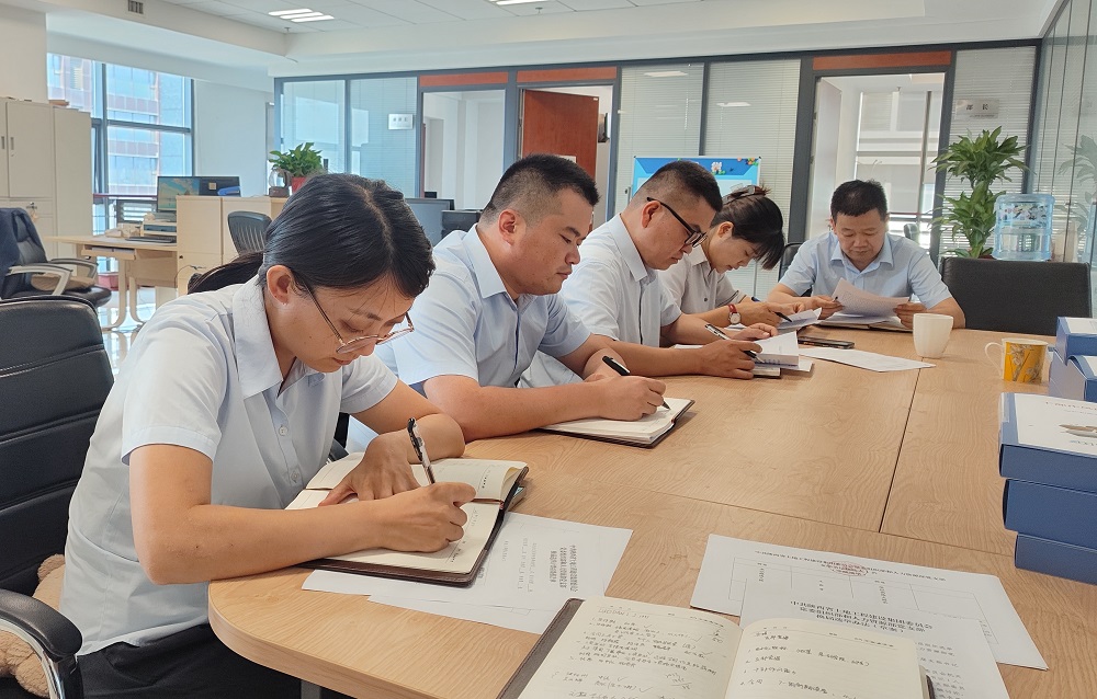 201689848932181944.jpg 93dcd4721a0e1a47a3ad05881ecb9d6.jpg