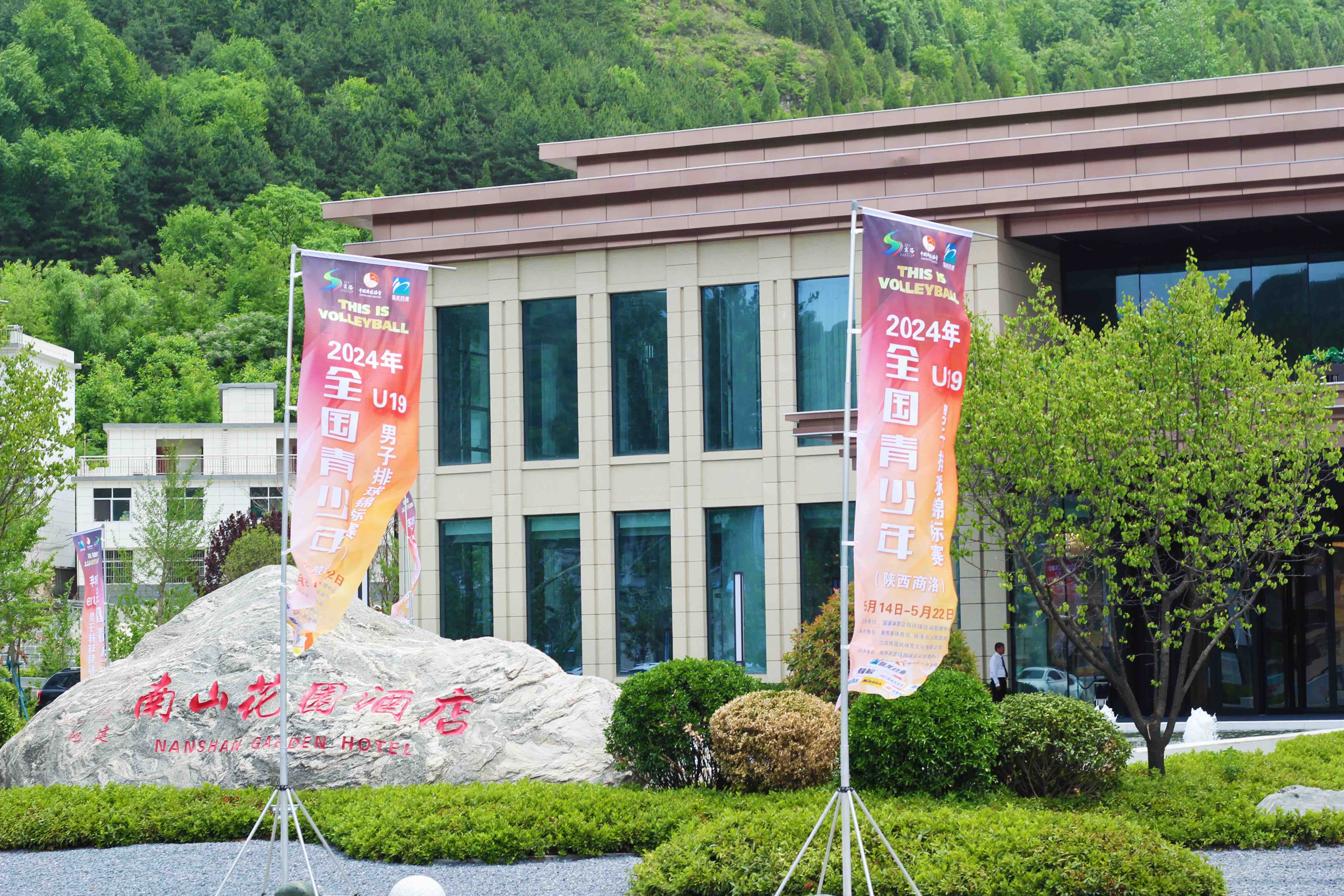 131715591866195754.jpg 26d41b0e494ff56f896da8e63f7ddecf.jpg